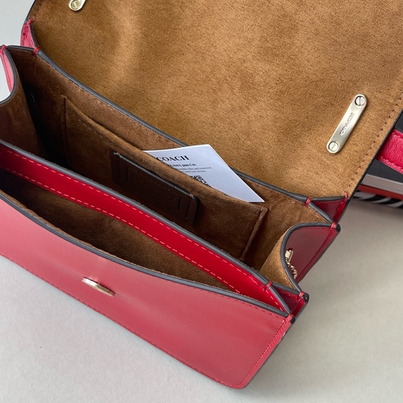 (new+card) Coach Morgan crossbody adjustable strap bag red size 7.25 x 5.25 inch - Picture 12 of 13